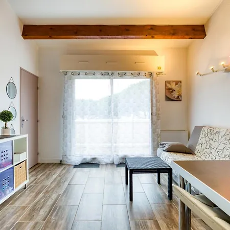 Cap D'agde, Beau T2, Parking