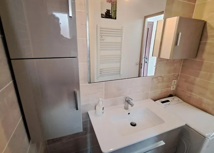 Appartement Cap D'agde, Beau T2, Parking