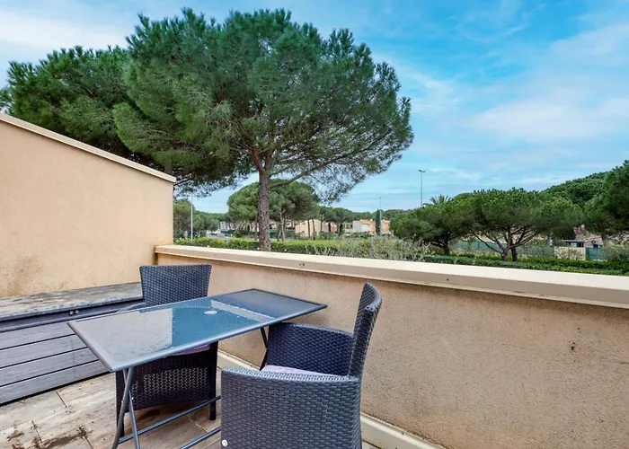 Appartement Cap D'agde, Beau T2, Parking *